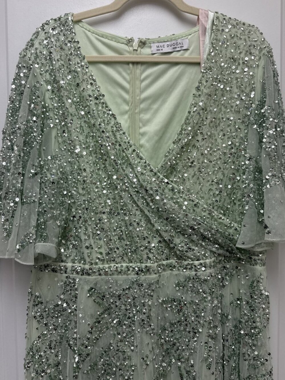 Mac Duggal Size 16 Sage Green 93681 Gown Sequined Butterfly Sleeve Cocktail NWT - Picture 6 of 12